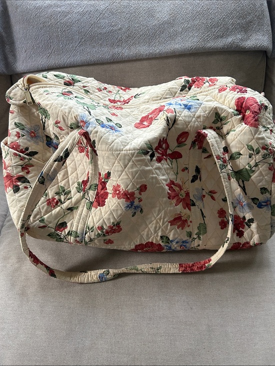 Handbags - Quilted Floral Tote Bag in Cream and Red - Women's Shoulder Tote